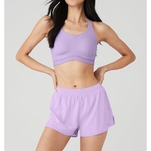 Alo Yoga Vibrant Orange/Red Sports Bra Use in very good condition 34DD